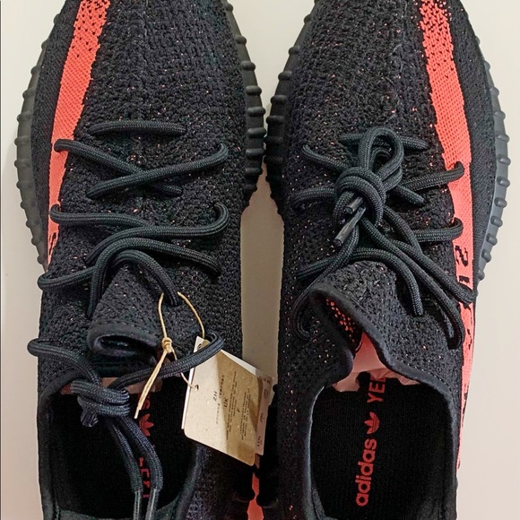 ❌SOLD🎁Yeezy Boost 350 v2 Red Stripe New - Picture 5 of 9